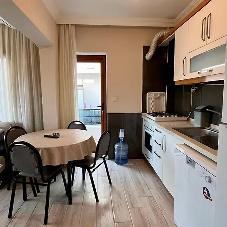 Daily-weekly-monthly In Mugla Akyaka Center Ula